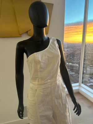 New! Off the Shoulder White Bell Button Pants Set! Medium