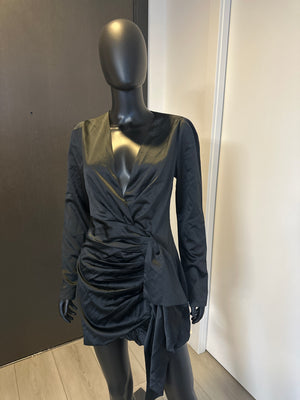 Medium! Satin Black Dress!