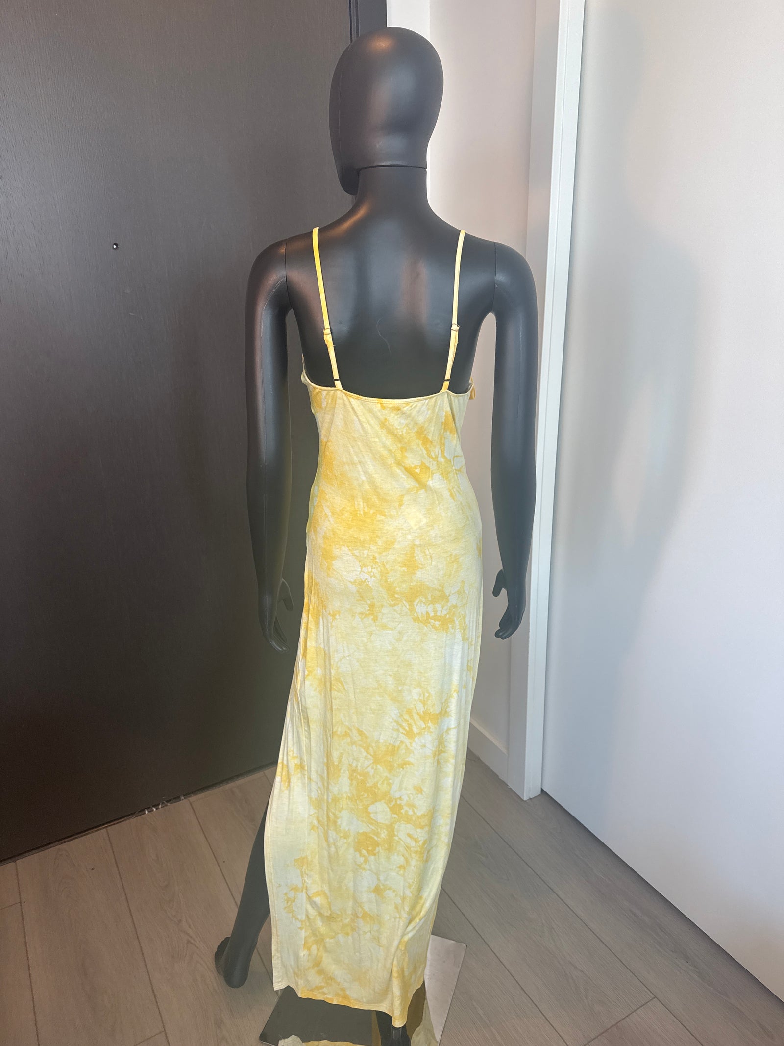 NEW!!! Chic Yellow Maxi Dress Medium