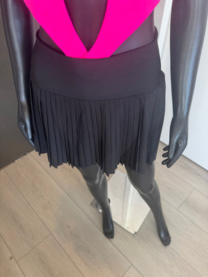 Chic Black Mini Skirt Medium