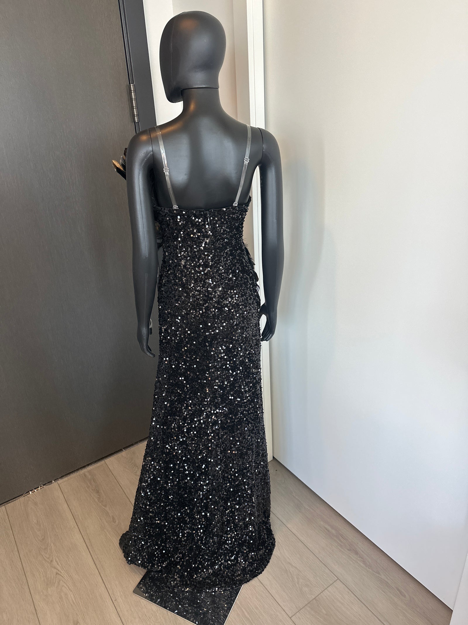 NEW! Chic Feathered Black Sequence Dress Medium