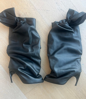 Exclusive! Alexander McQueen Boots! Size 40