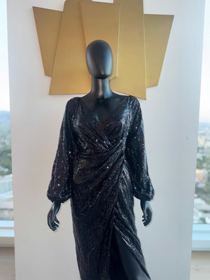 Black Fabulous Dress with High Slit. New