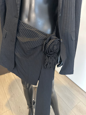 New! 2 Piece black blazer set! Flower skirt! Medium