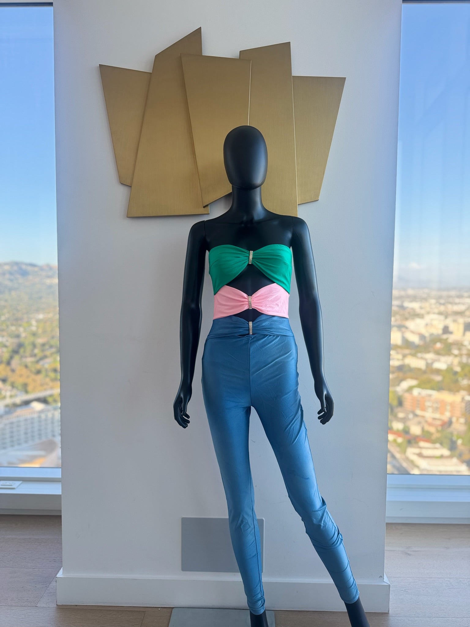 One Piece Set! New! Medium