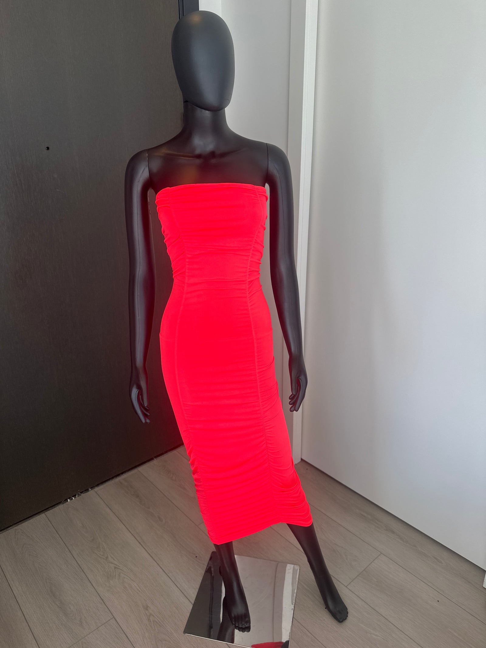 NEW!!! Sexy Strapless Dress Small