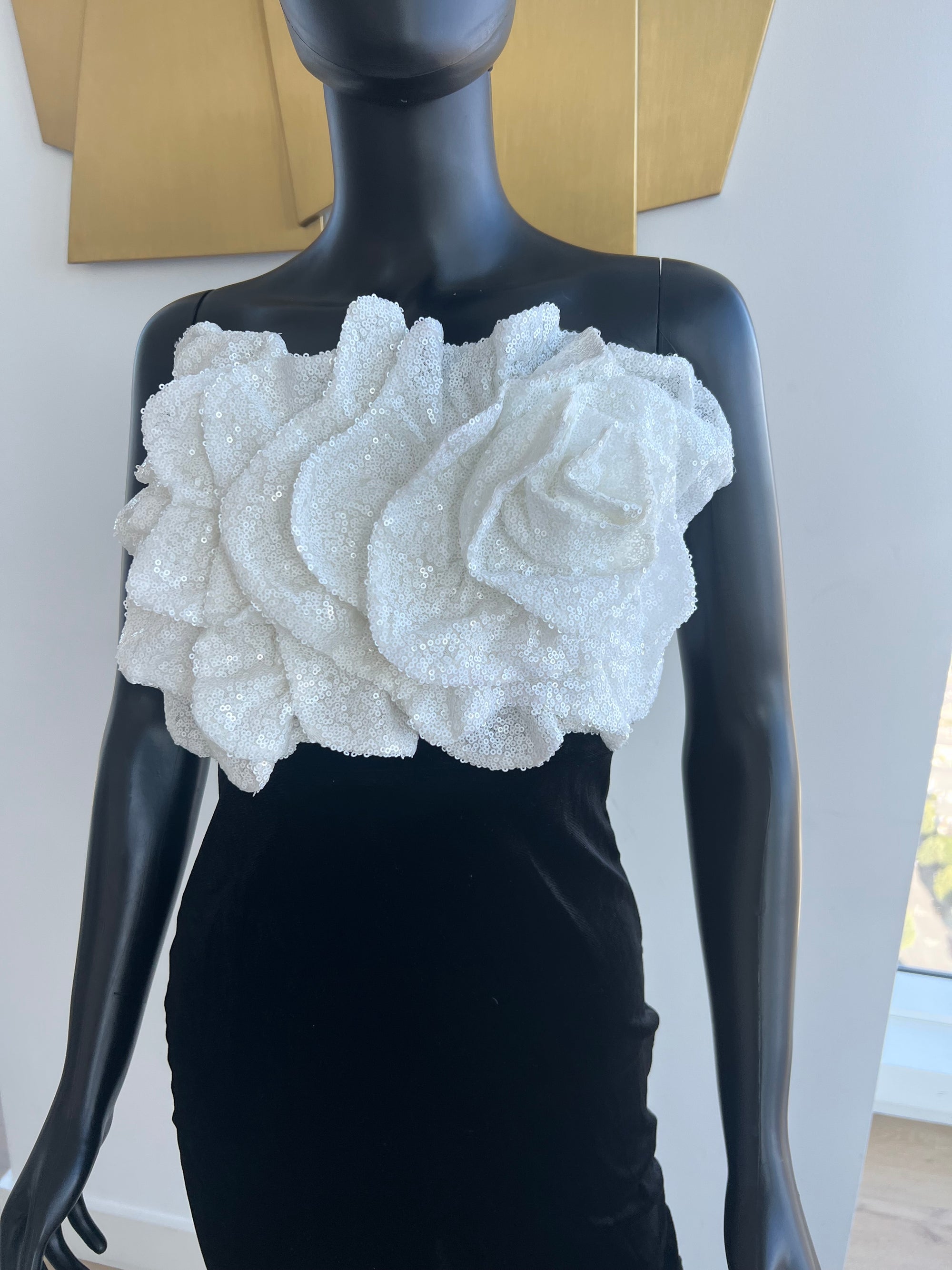 New! White and Black Velvet Flower Dress