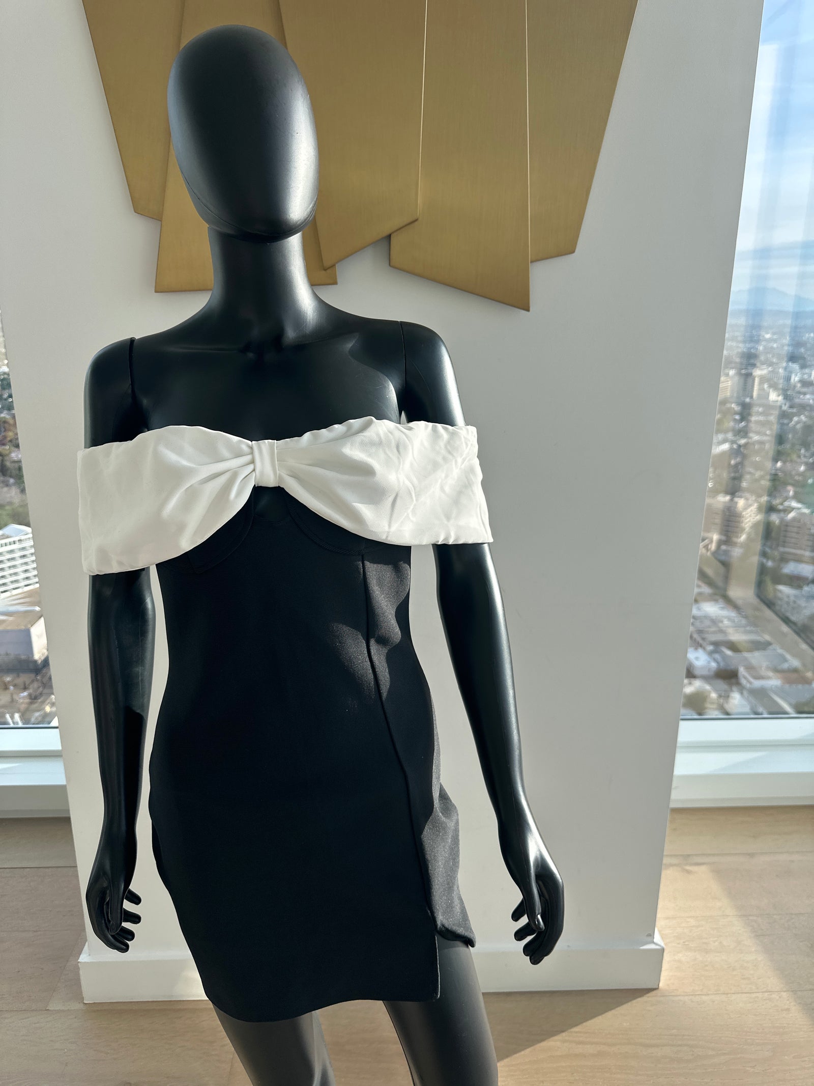 New! Black and White Dress! Medium