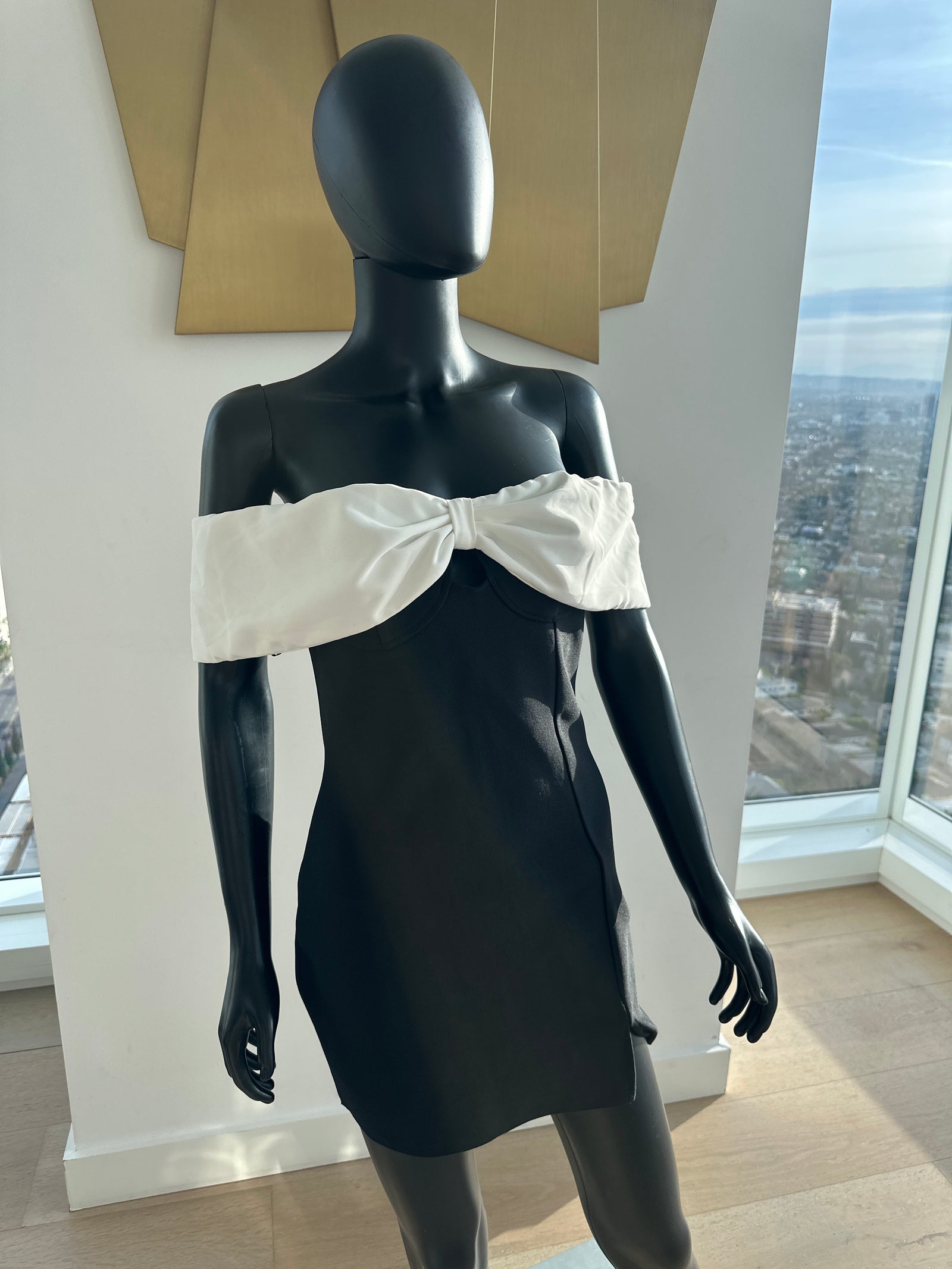 New! Black and White Dress! Medium