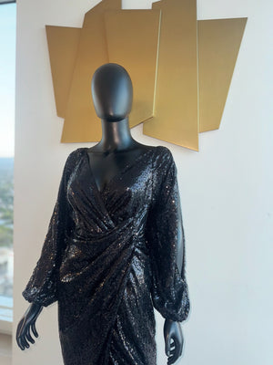 Black Fabulous Dress with High Slit. New