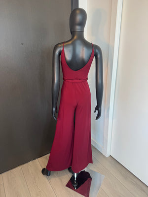 Cute Burgundy Sleeveless Jumpsuit Medium