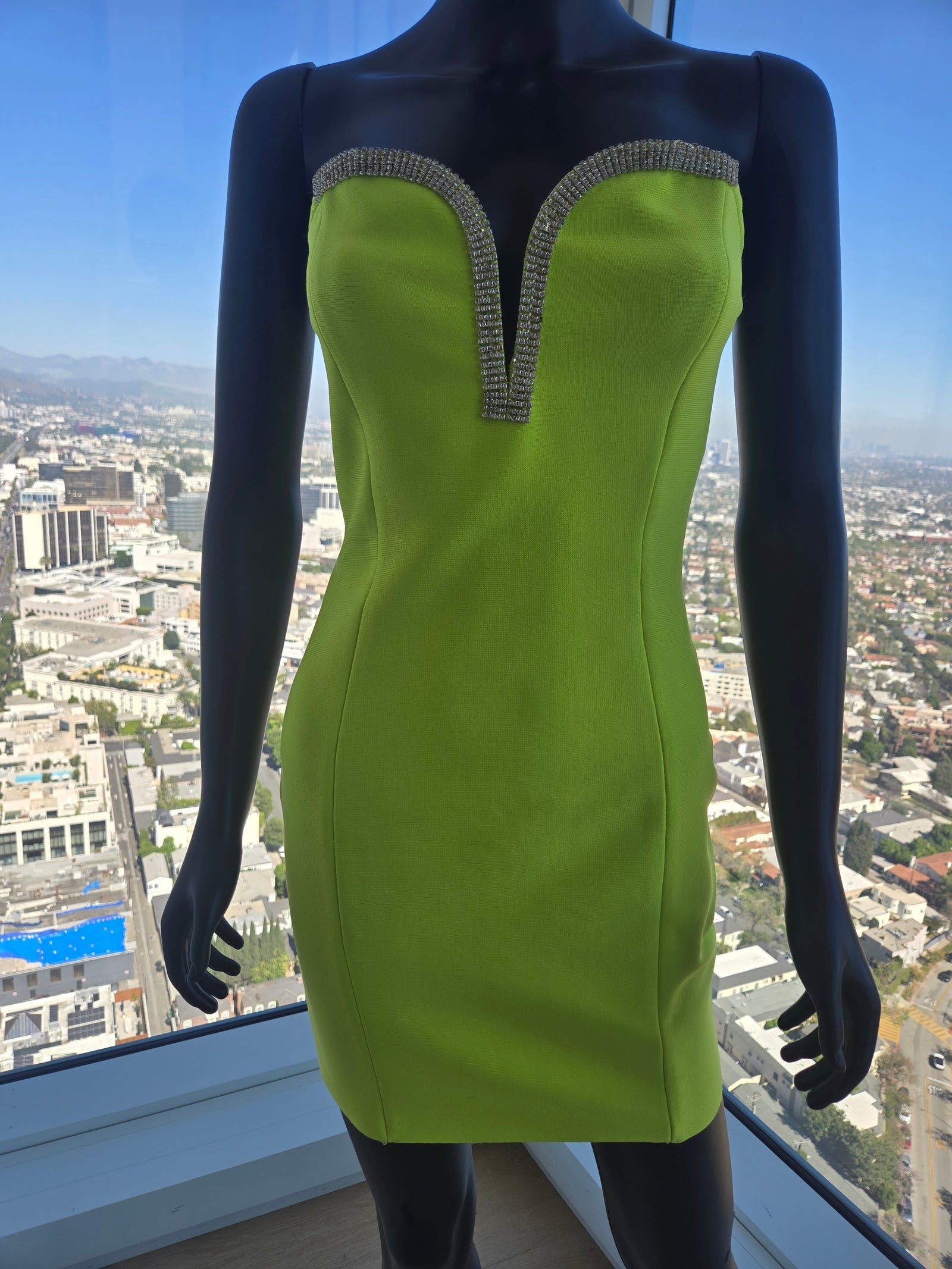 STRAPLESS BRIGHT GREEN DRESS MEDIUM