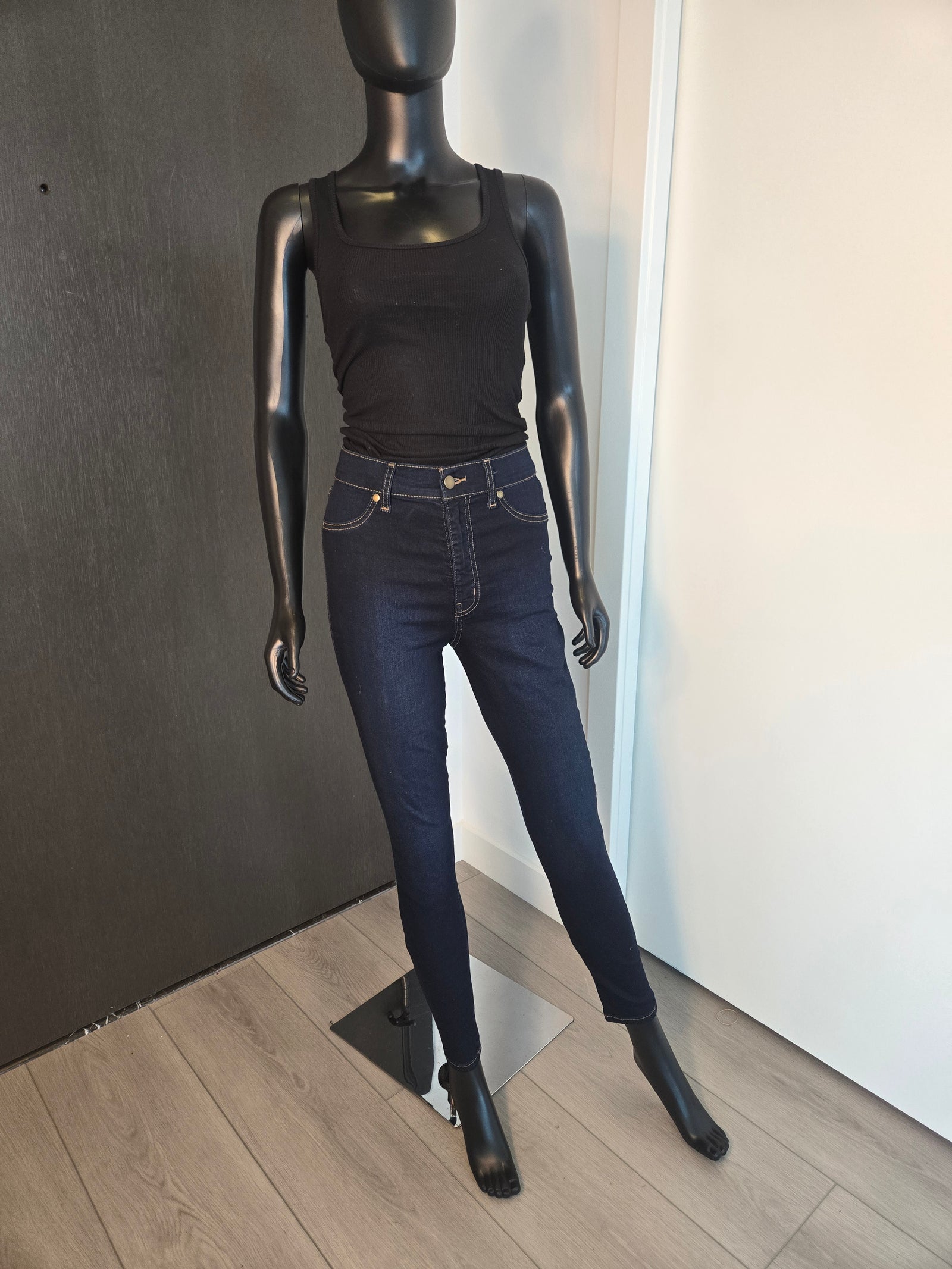 BLUE JEANS ONLY SIZE 5
