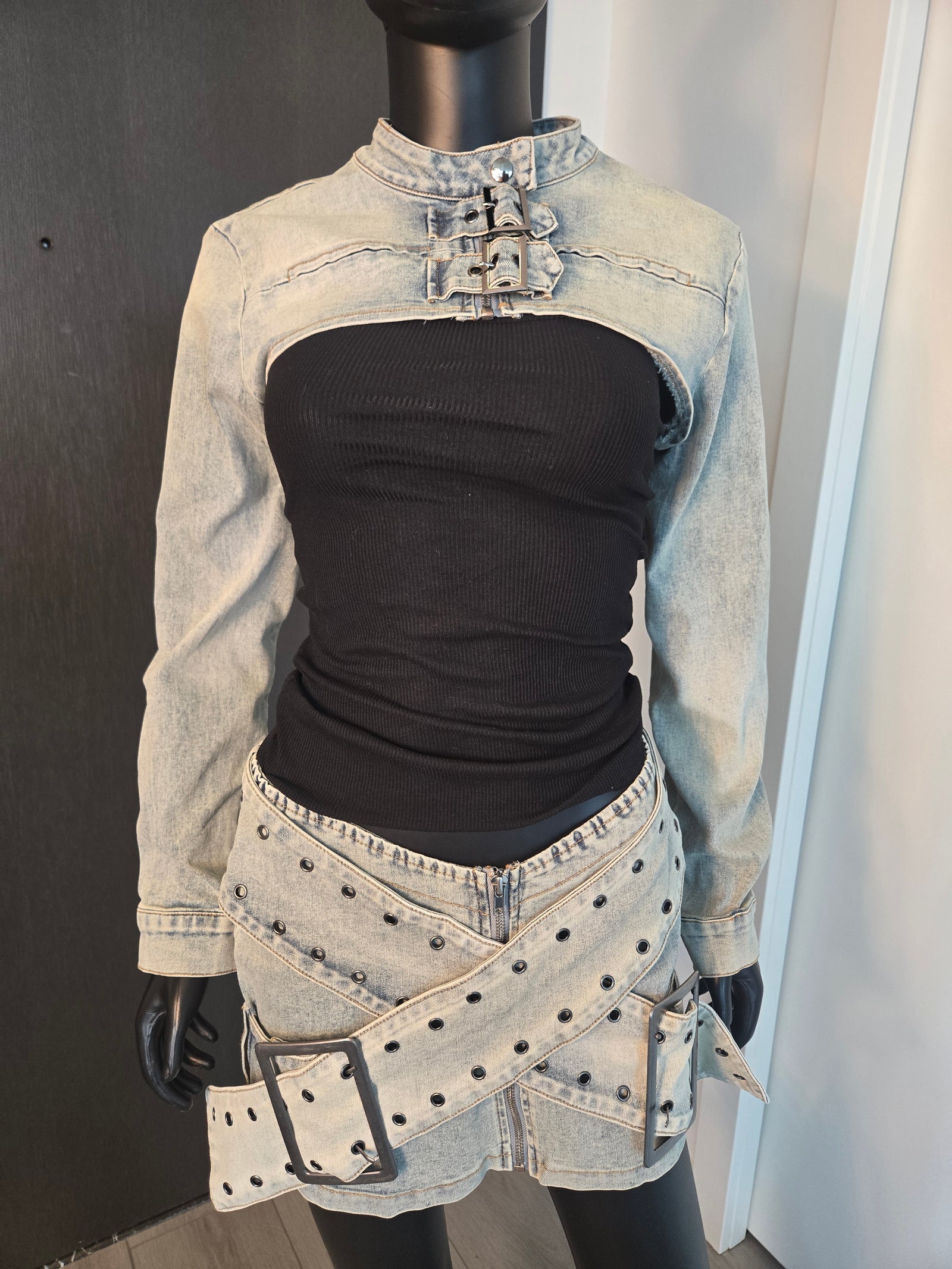NEW!!! DENIM OUTFIT LARGE