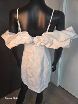 NEW!!! WHITE DRESS MEDIUM
