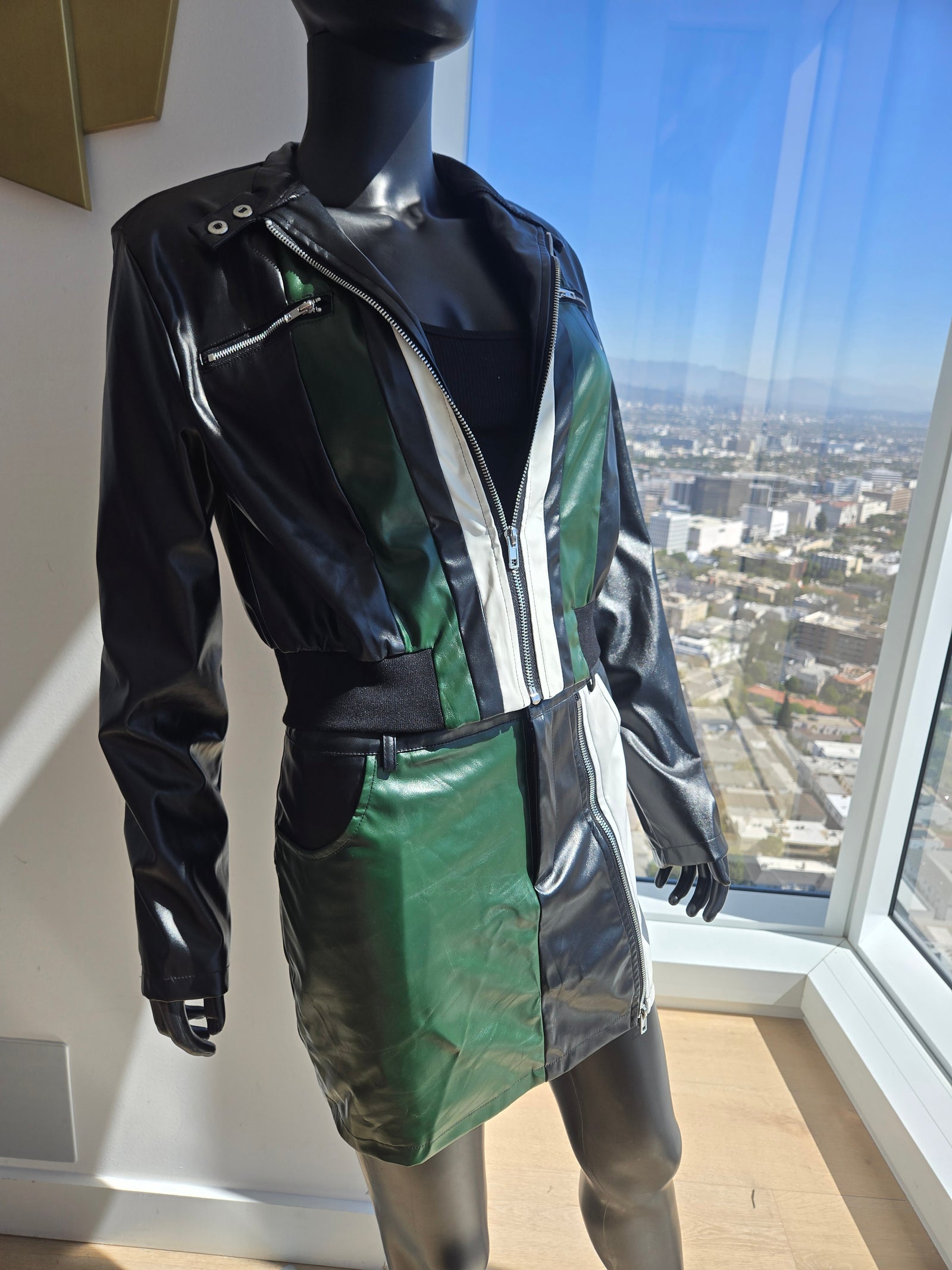 NEW! TWO PIECE SKIRT SET MEDIUM