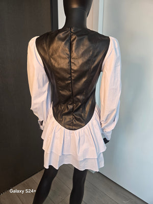 Cute!!! Black & White Dress Medium