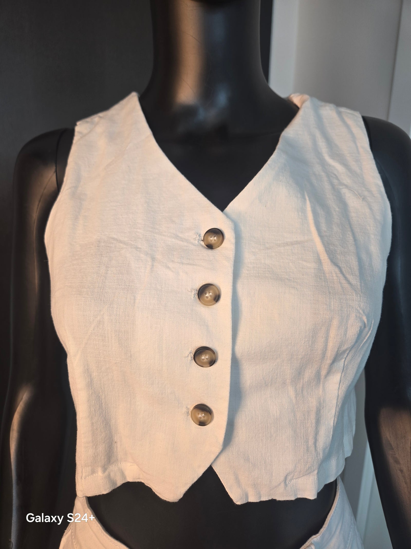 NEW!!! WHITE TOP MEDIUM