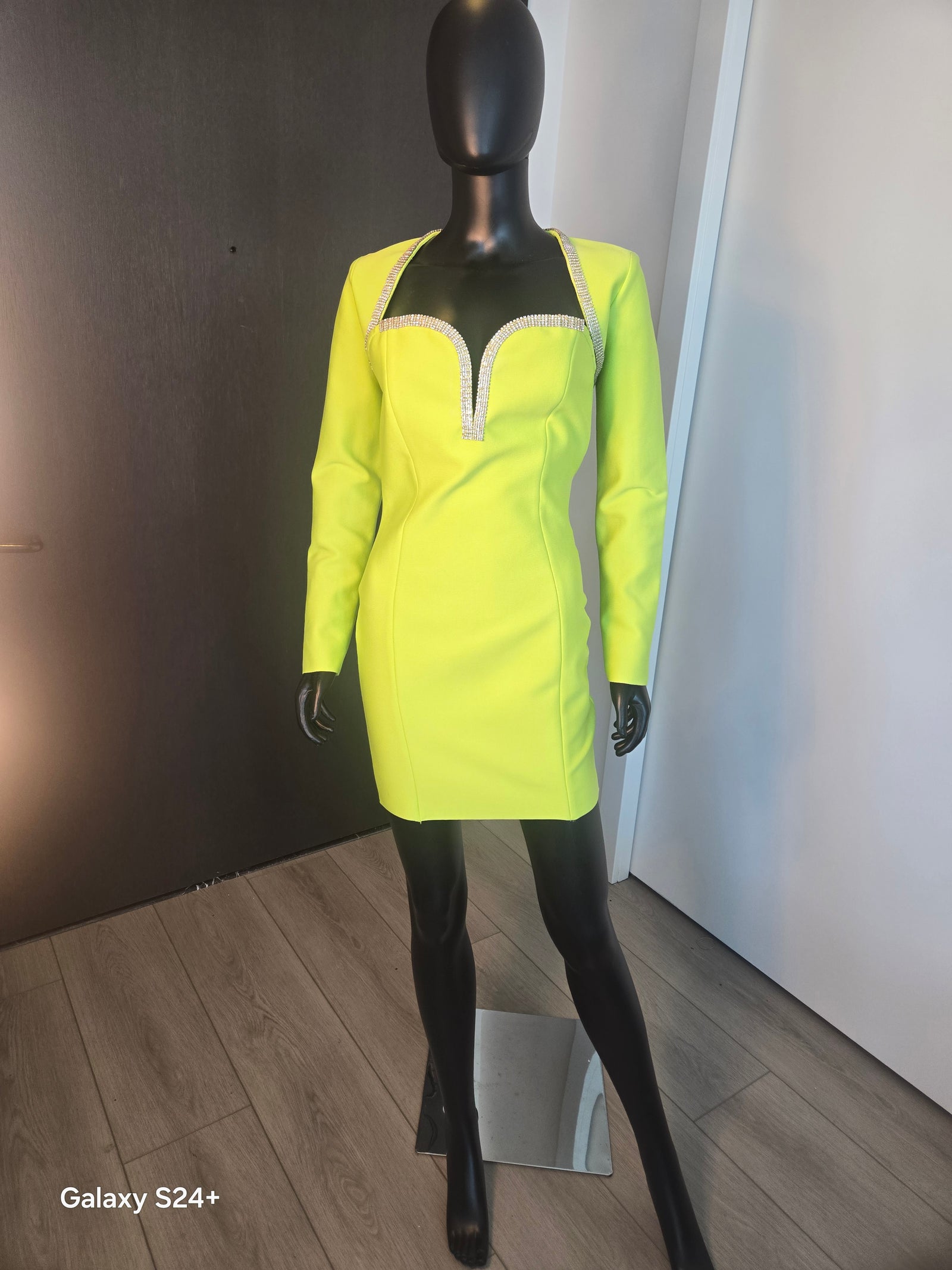 NEW!!! GREEN DRESS MEDIUM