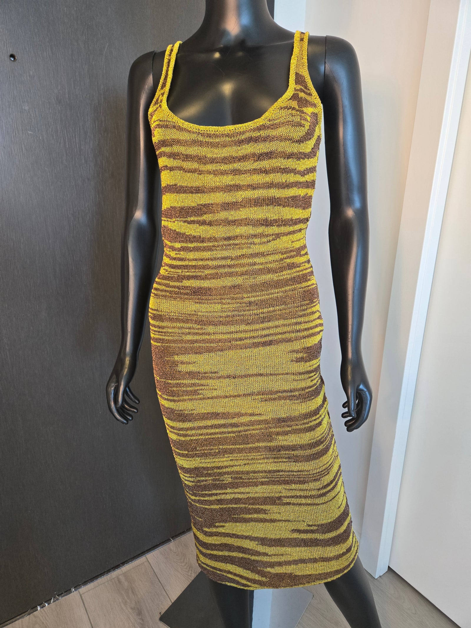 NEW!!! DRESS MEDIUM