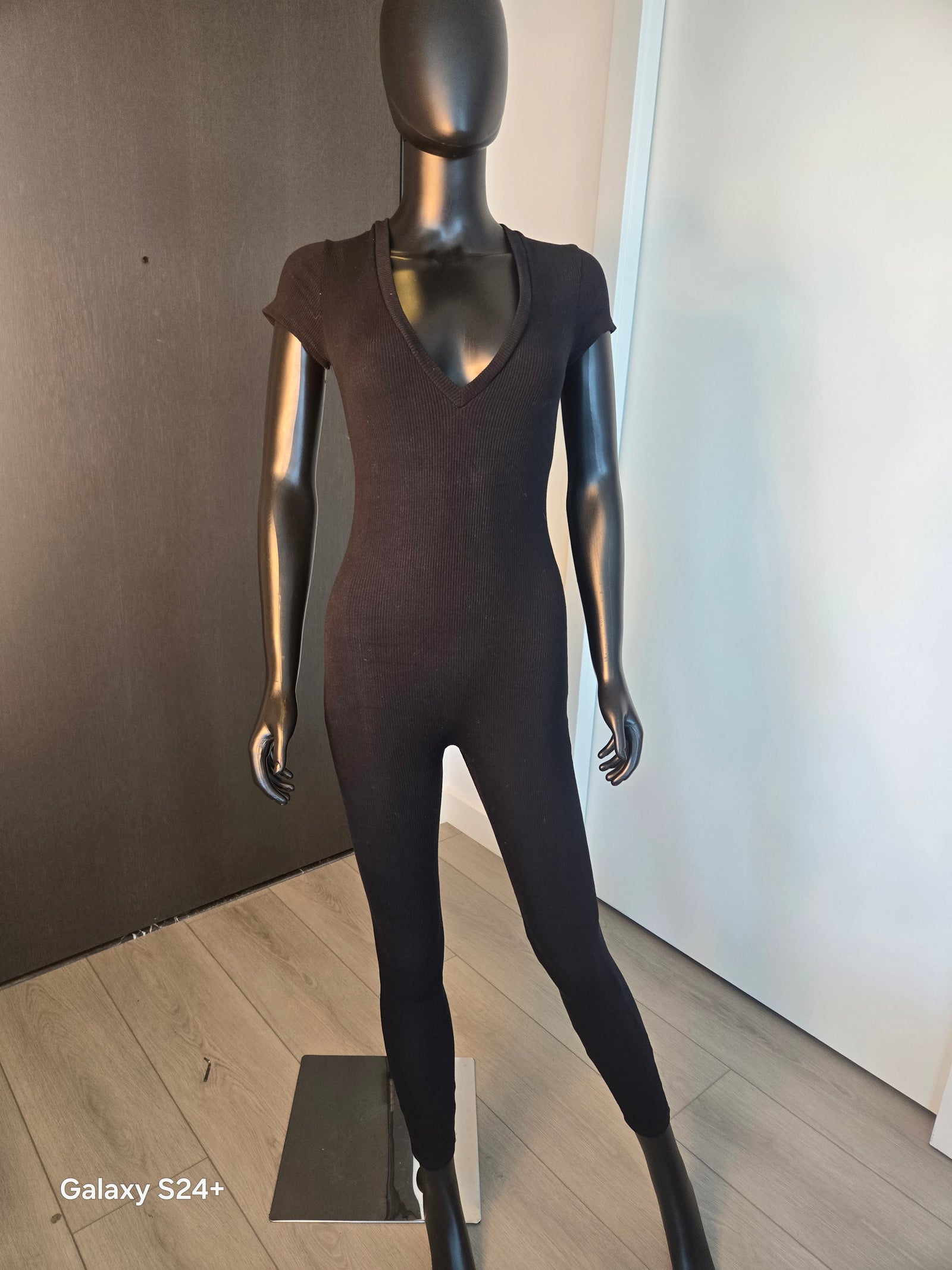 CUTE BLACK JUMPSUIT SMALL