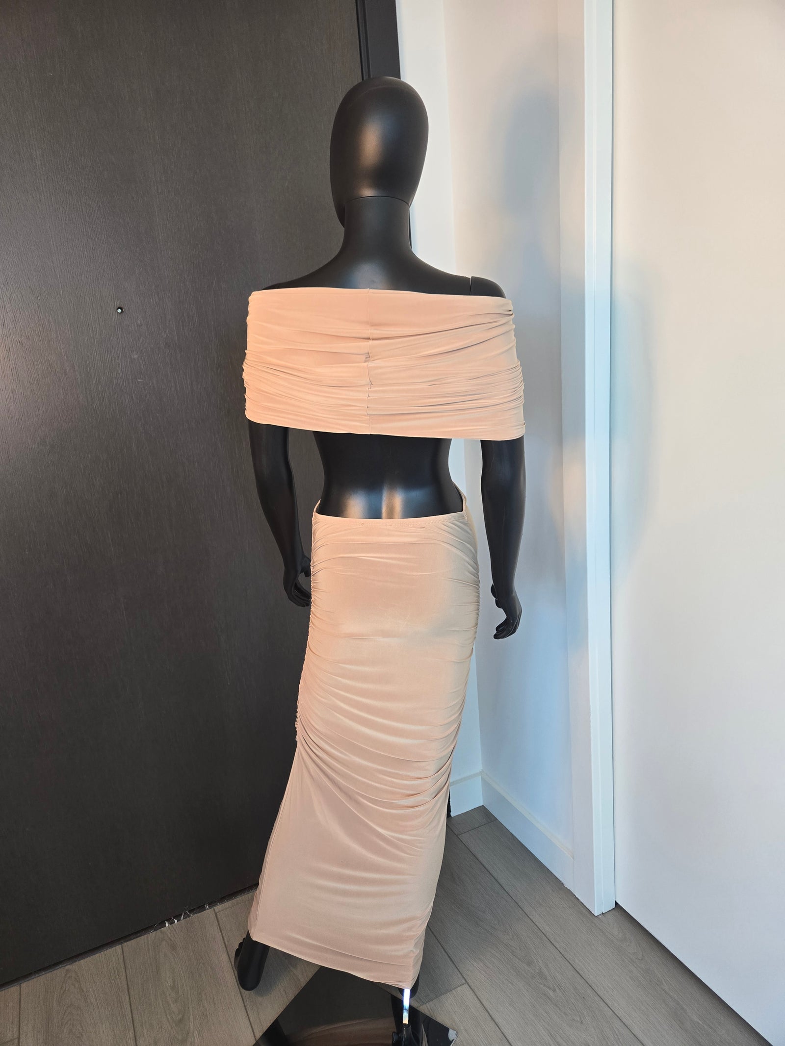 NEW!!! BEIGE DRESS MEDIUM