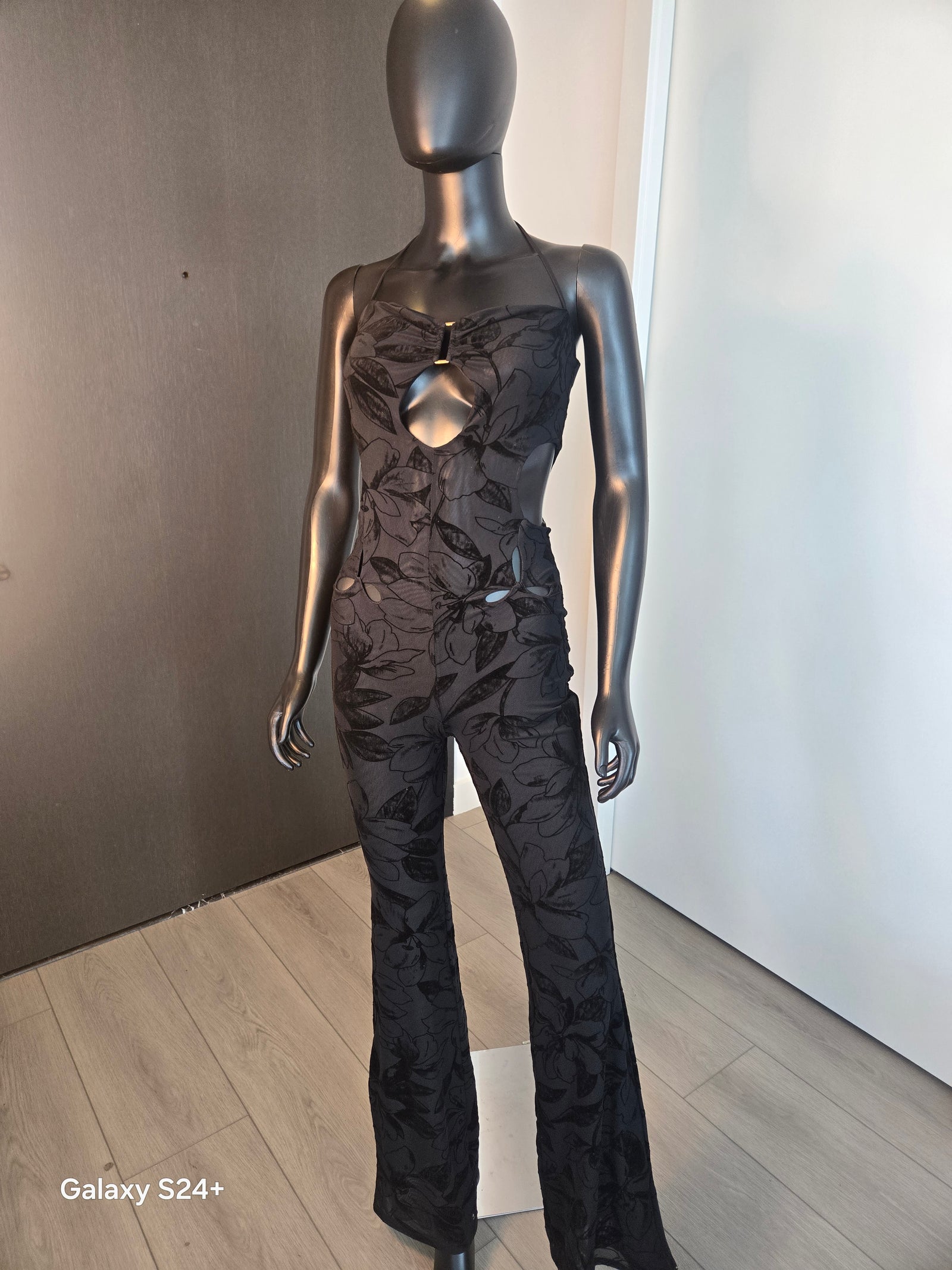 BEAUTIFUL BLACK JUMPSUIT BELL BOTTOM MEDIUM