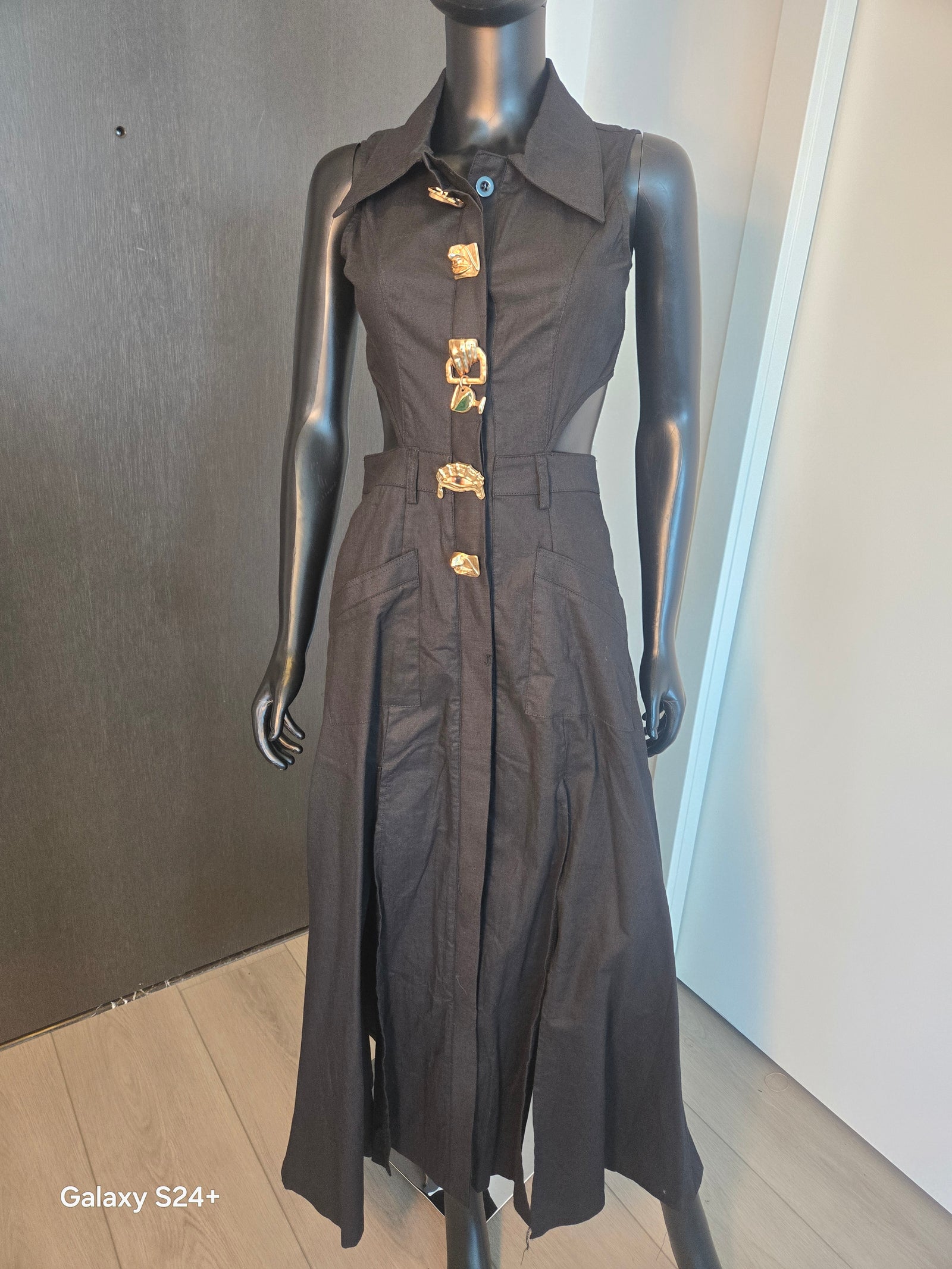 NEW!!! BLACK DRESS MEDIUM