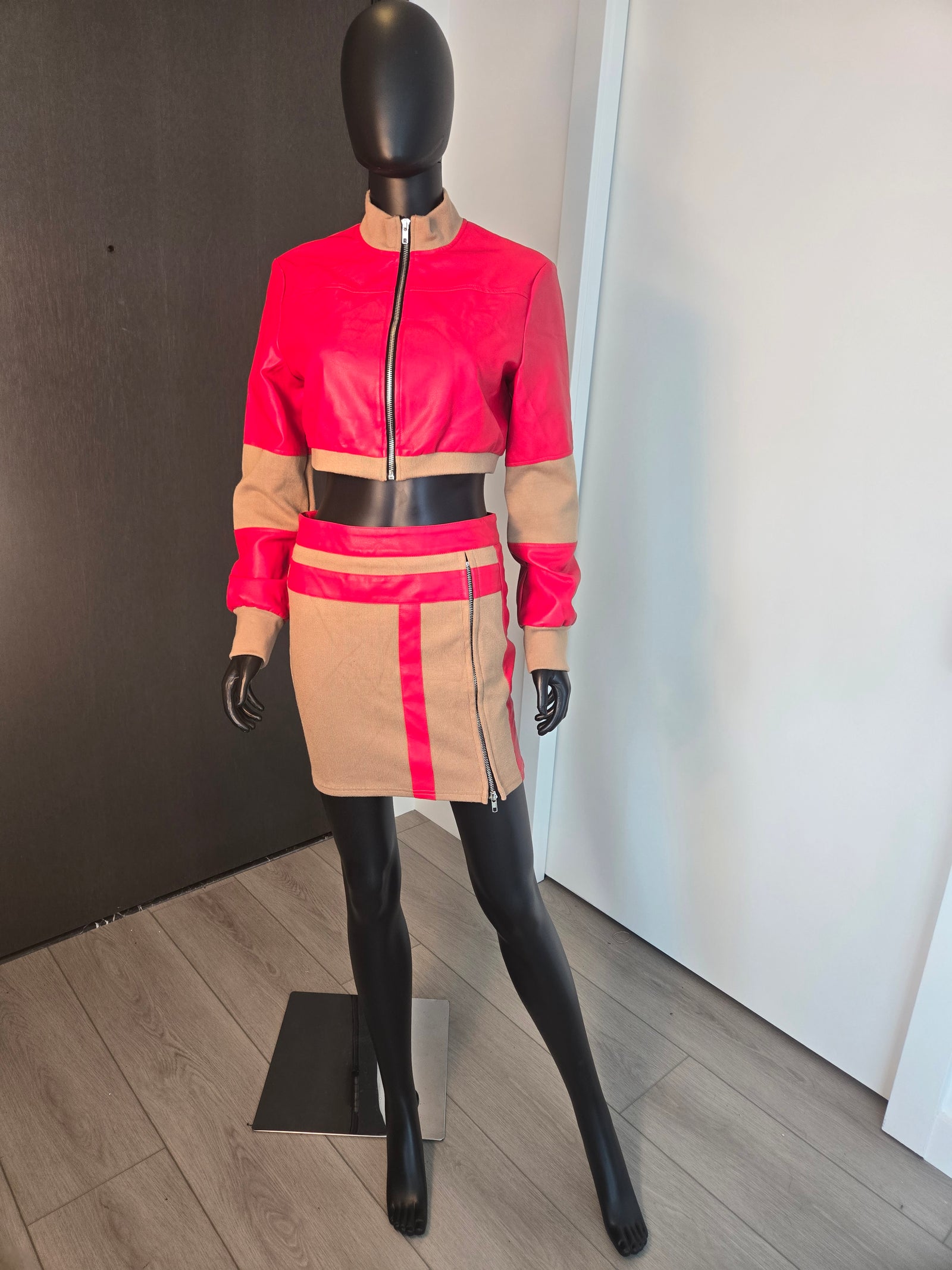 CUTE!!! SKIRT & JACKET MEDIUM