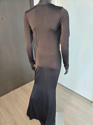 New!! Black Gown, size Medium
