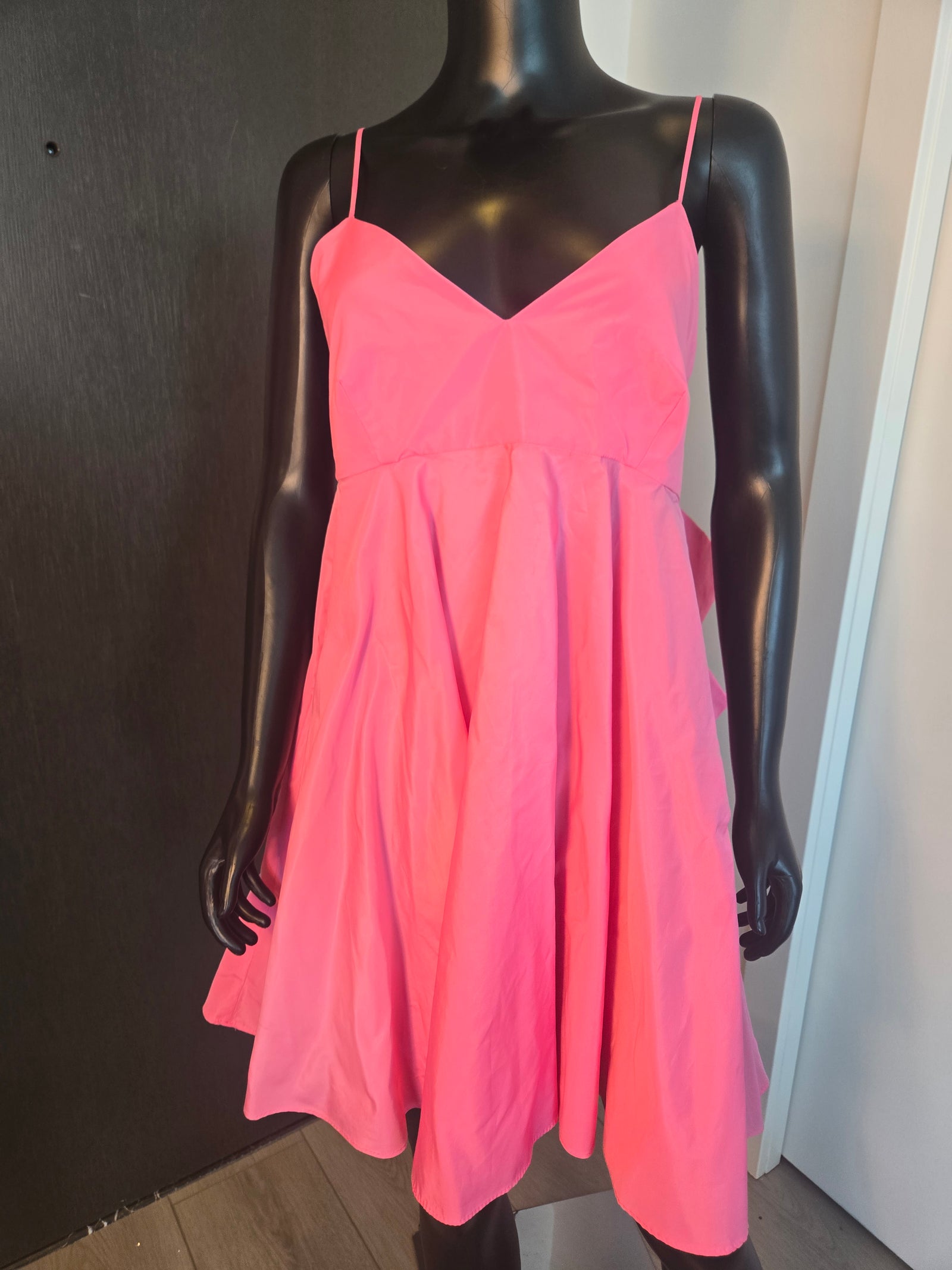 CUTE PINK DRESS MEDIUM