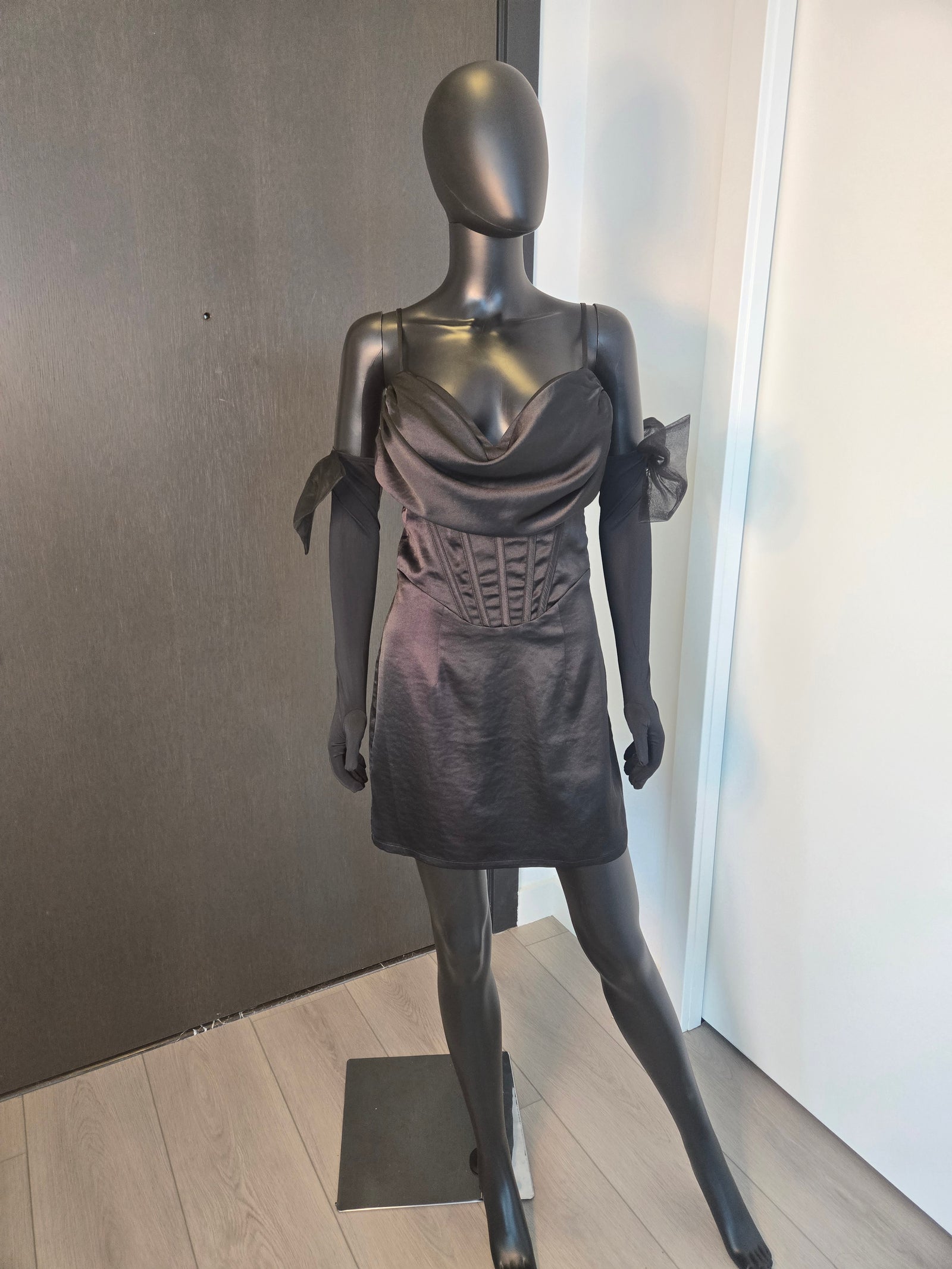 NEW!!! BLACK DRESS MEDIUM