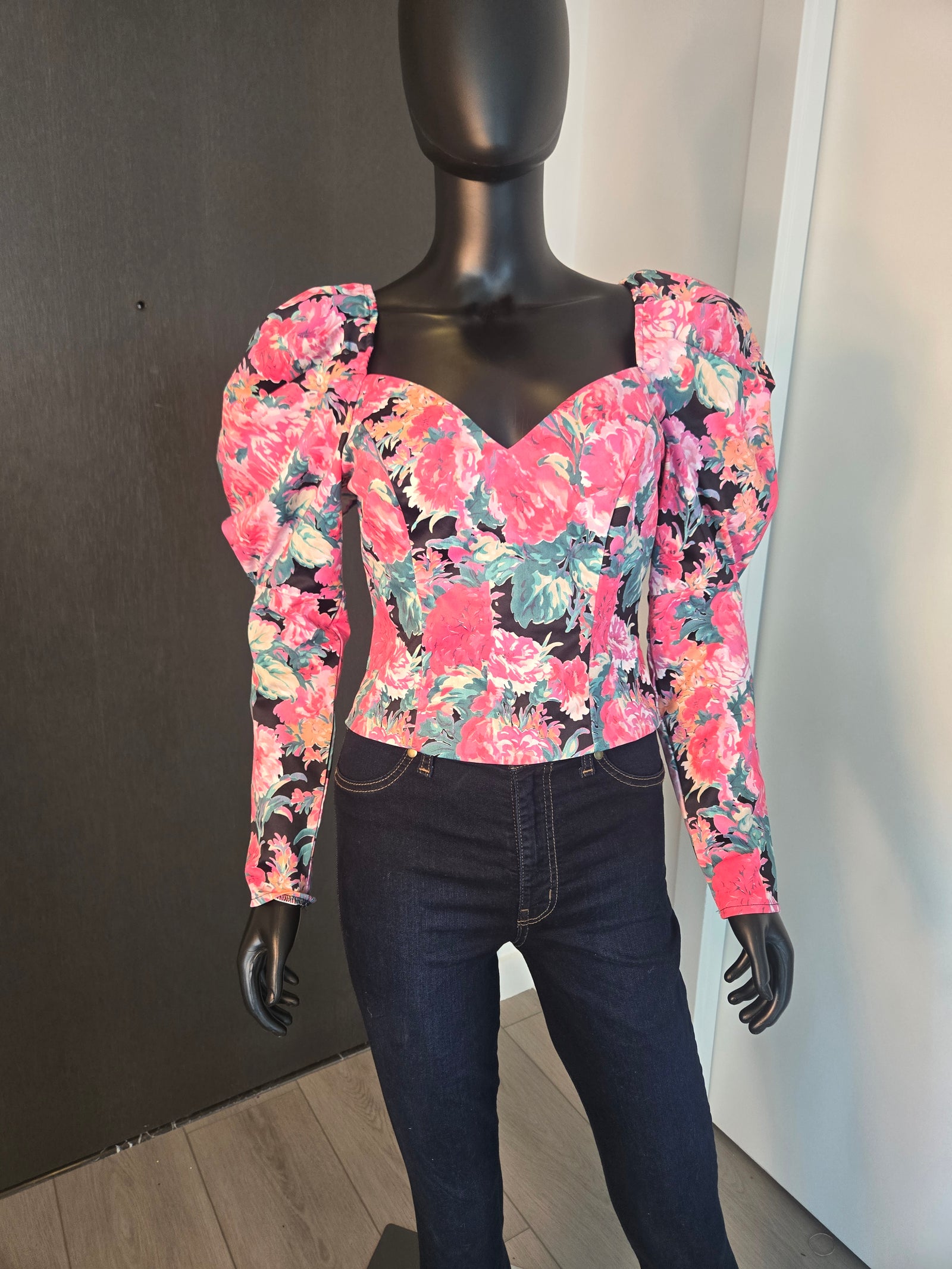 CUTE!!! PINK TOP ONLY SMALL