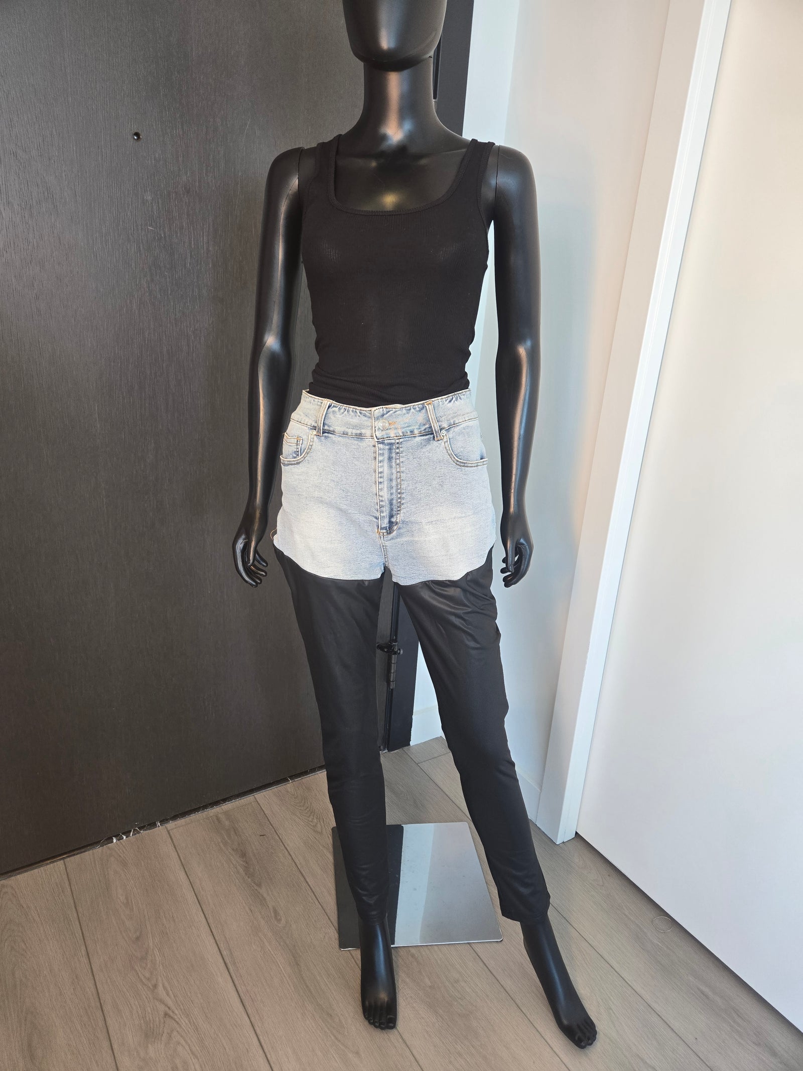 NEW!!! JEANS ONLY LARGE