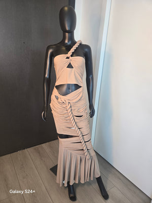 CUTE BEIGE DRESS MEDIUM