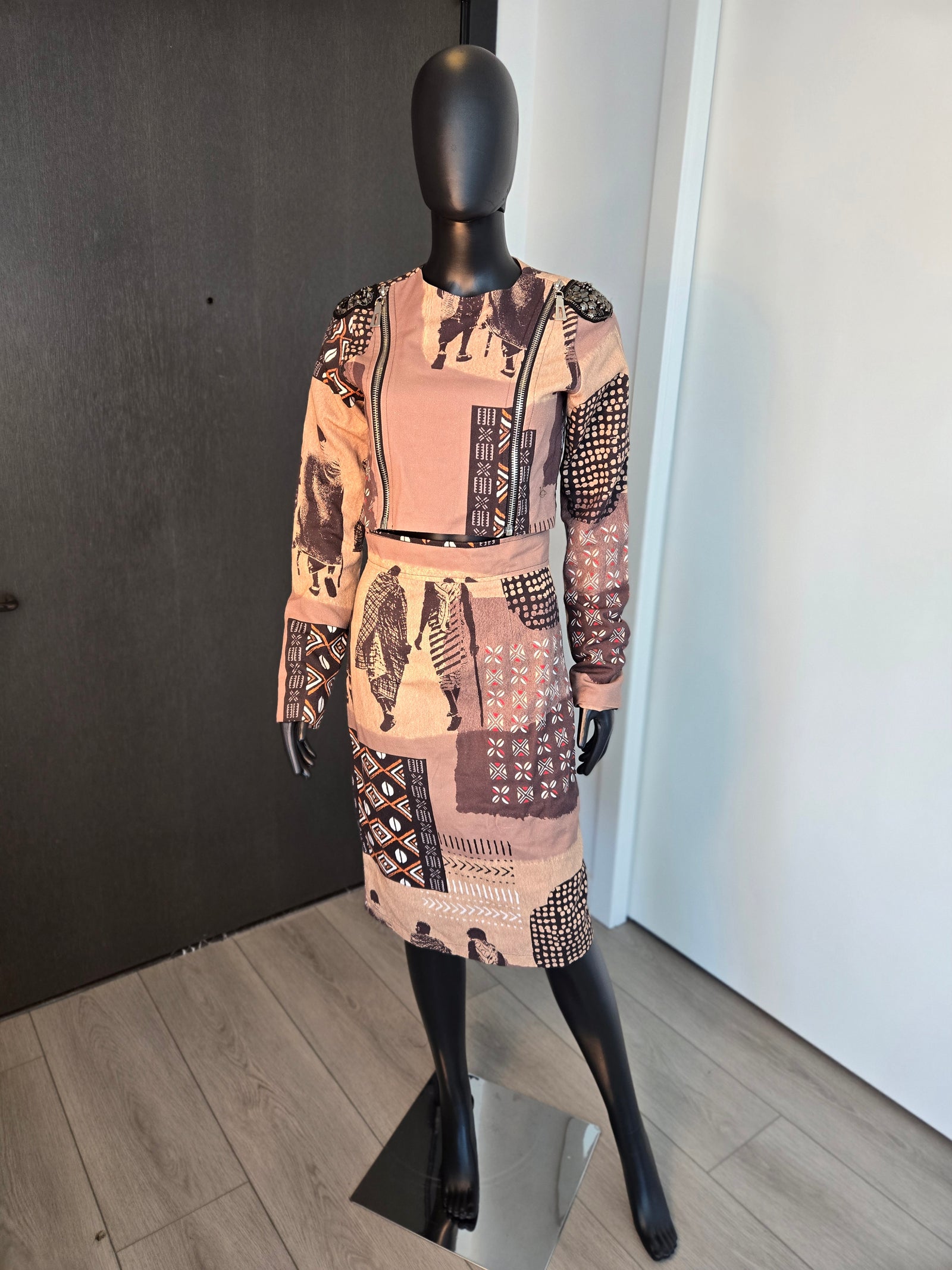 Skirt Set, Long Sleeve Printed, size Small