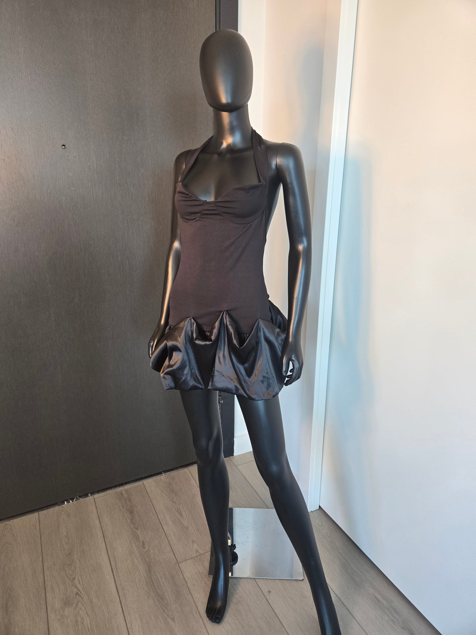 BLACK DRESS MEDIUM