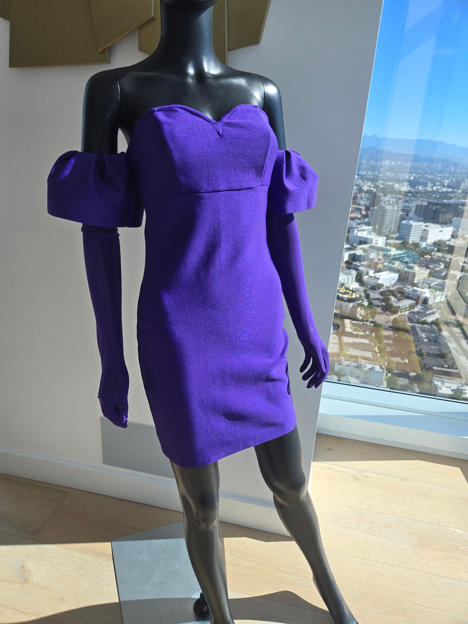 NEW!!BEAUTIFUL! PURPLE STRAPLESS MEDIUM