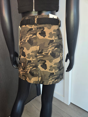 New! Camouflage Skirt size Medium Skirt Only