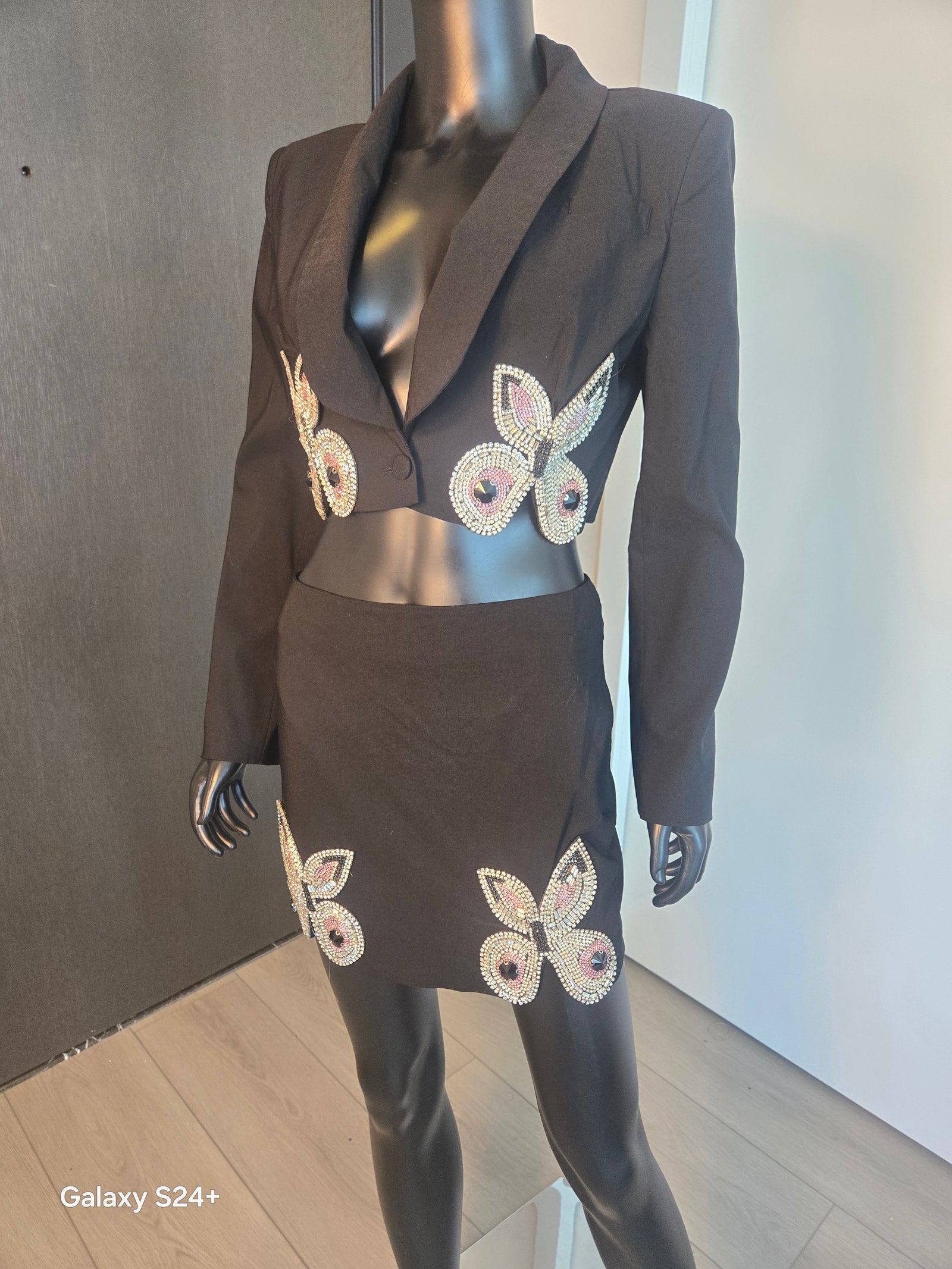 BEAUTIFUL!!! BLACK SKIRT SUIT MEDIUM