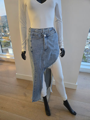 NEW!!! Denim Skirt Only Medium