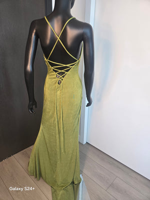 CUTE GREEN DRESS MEDIUM