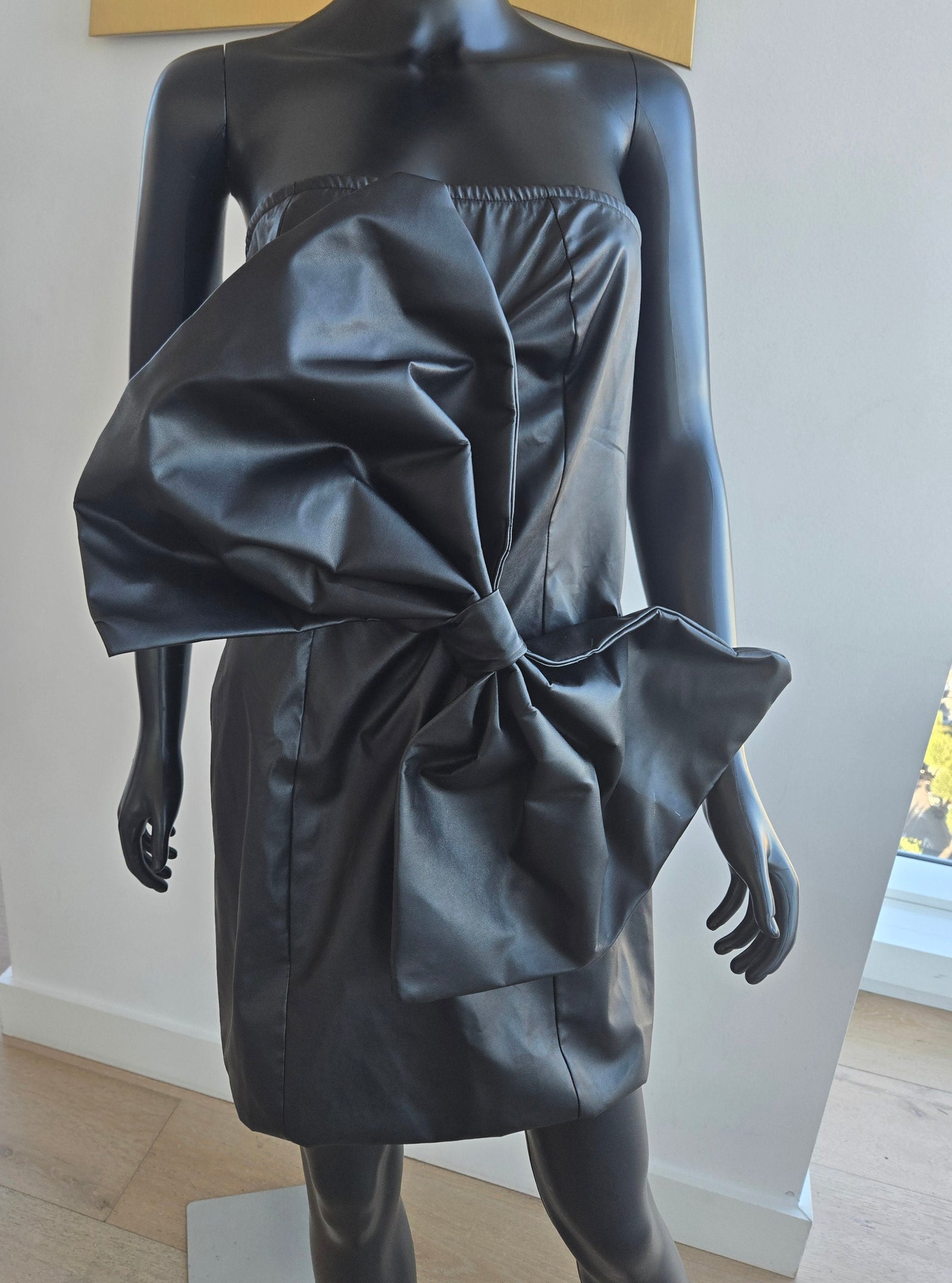 New! Black Dress Sleeveless Large