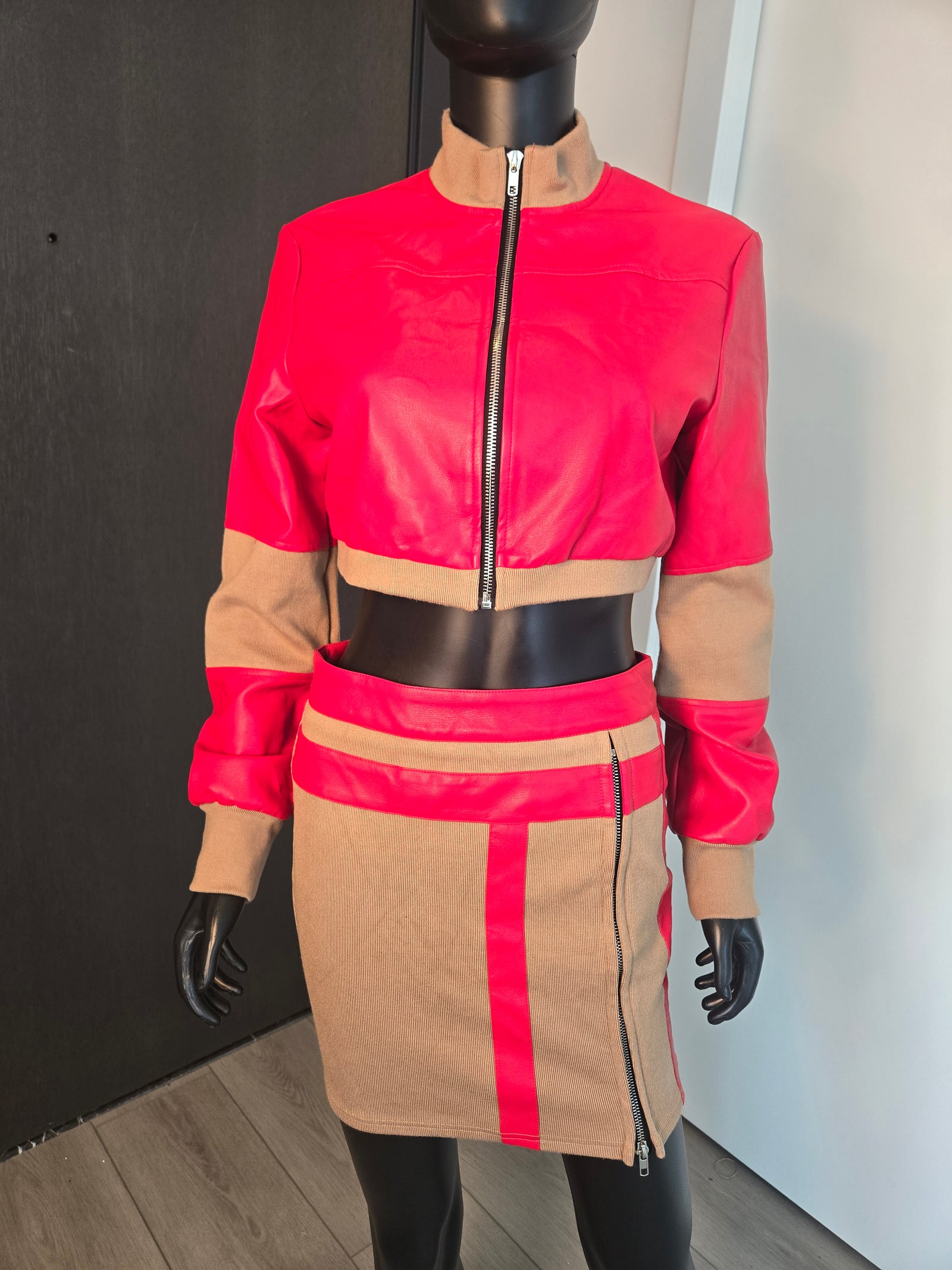 CUTE!!! SKIRT & JACKET MEDIUM