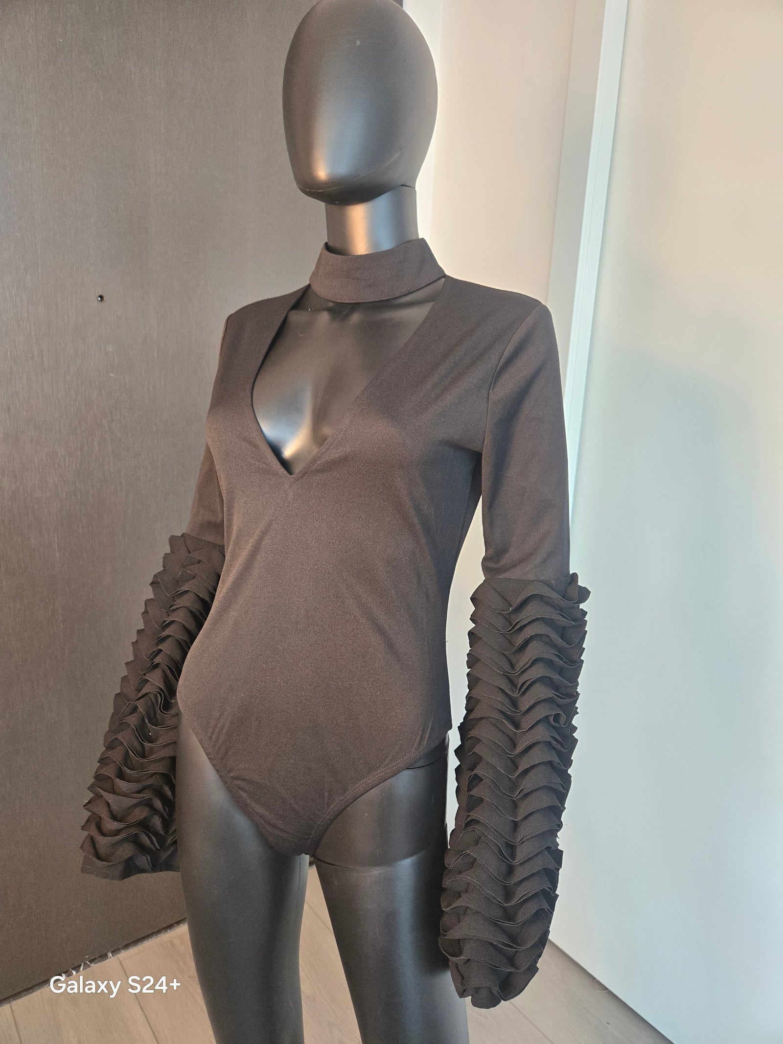 NEW!!! BLACK BODYSUIT MEDIUM