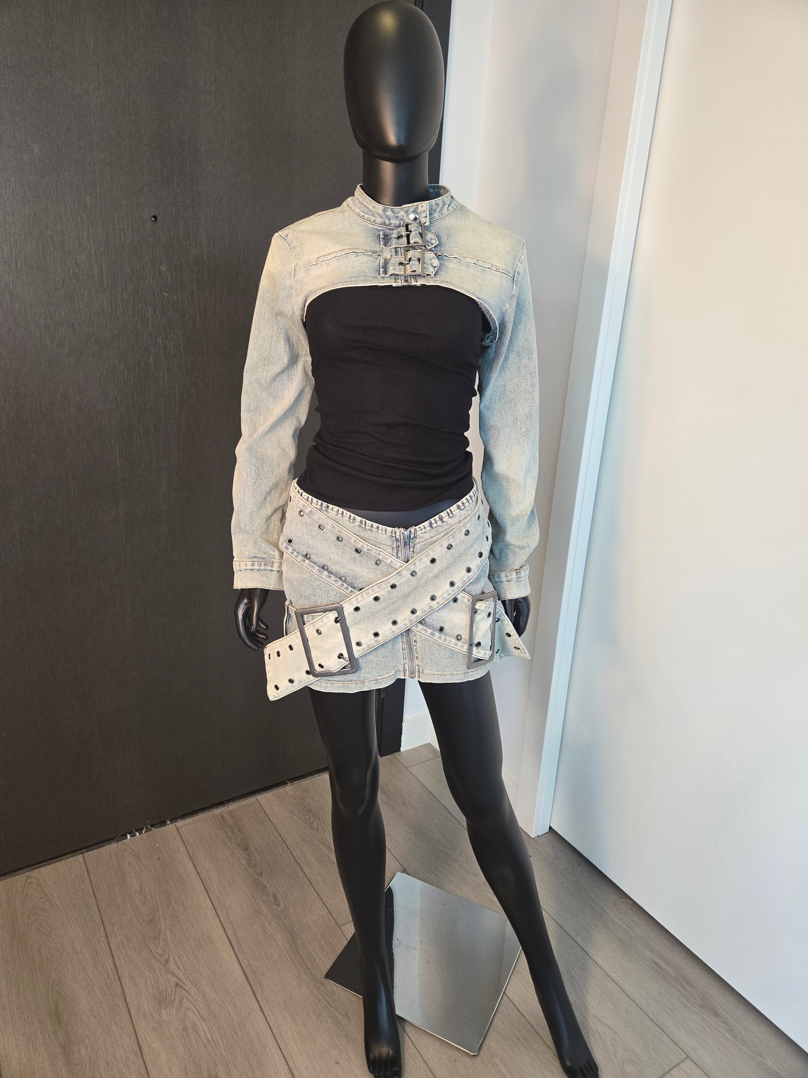 NEW!!! DENIM OUTFIT LARGE